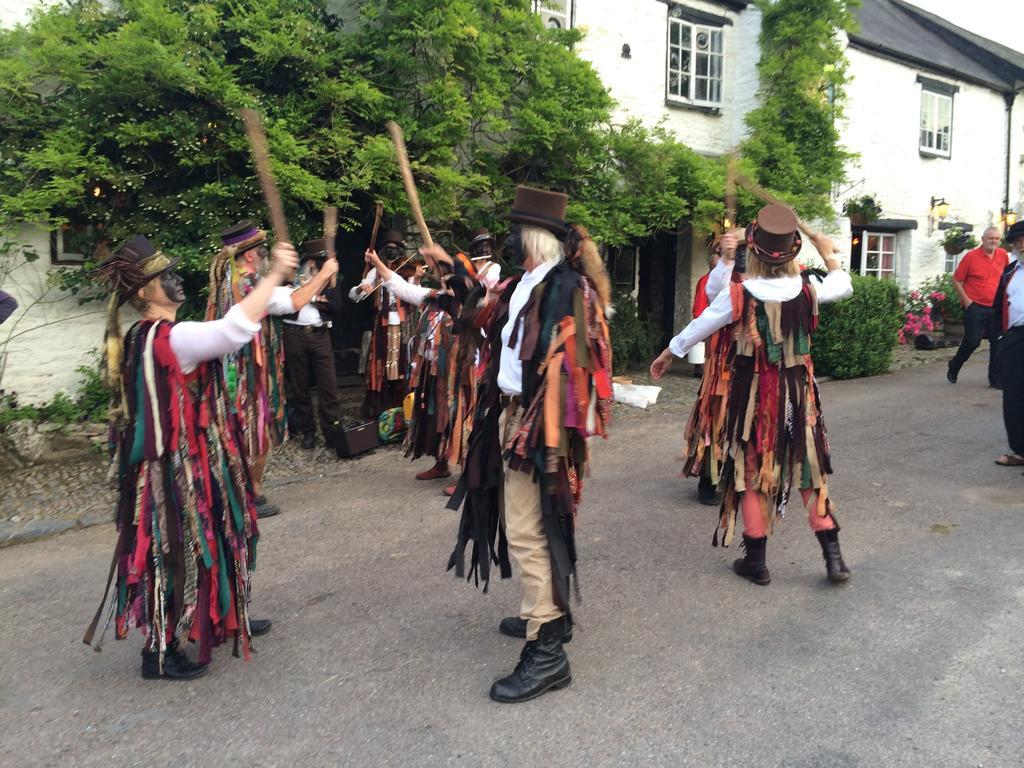 Old Church House Inn Newton Abbot Exterior foto