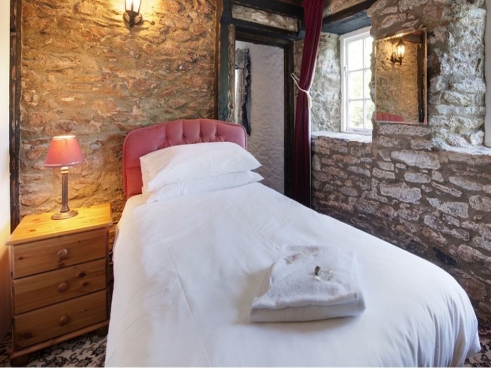 Old Church House Inn Newton Abbot Exterior foto